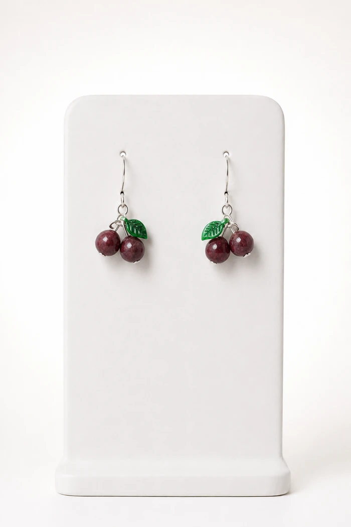 Lal (Garnet) 8mm Kiraz Figürlü Küpe