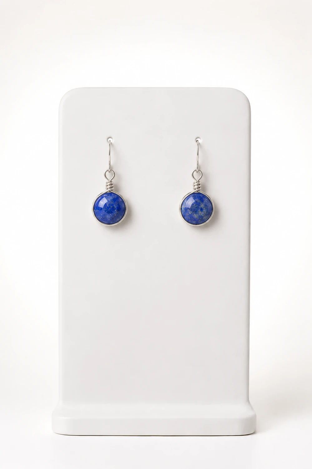 Lapis Lazuli 8mm Tel Çerçeveli Küpe ürün görseli