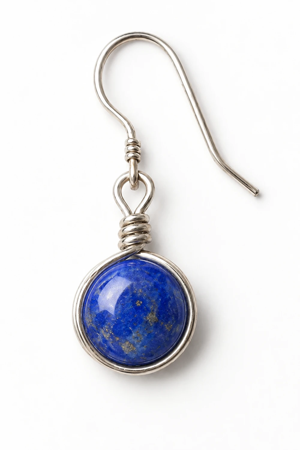 Lapis Lazuli 8mm Tel Çerçeveli Küpe taş dokusu yakın çekim